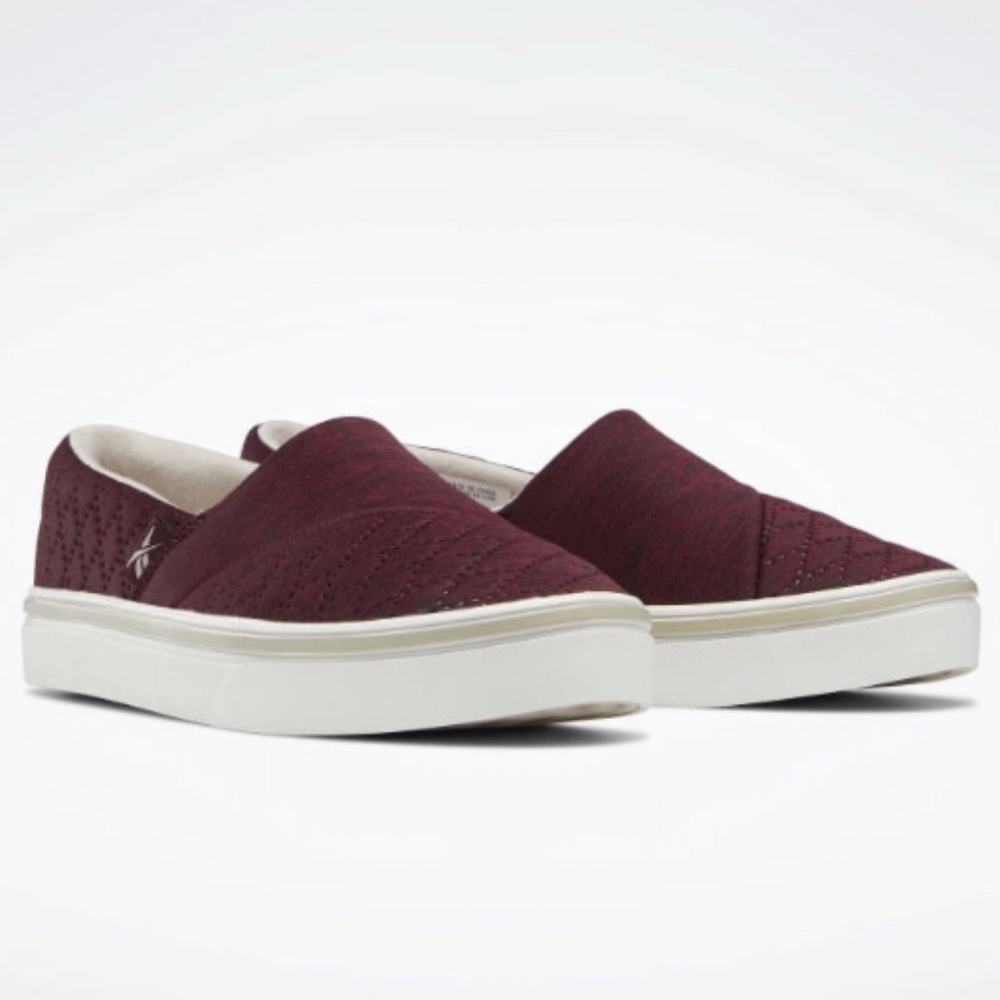 Reebok Katura Women's Maroon/Burgundy Quilted Slip-on Shoes, size 9